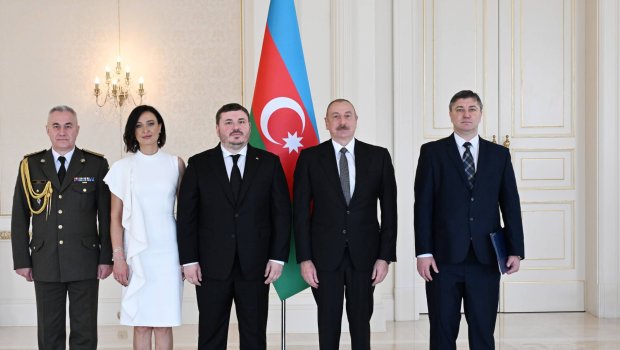 Prezident Ukraynanın yeni səfirinin etimadnaməsini qəbul etdi – FOTO