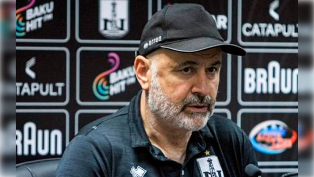 “Neftçi” baş məşqçisi ilə yollarını ayırdı