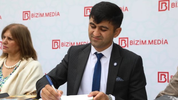 Qazi şair Nadir Həsənoğlunun imza günü keçirildi - FOTO