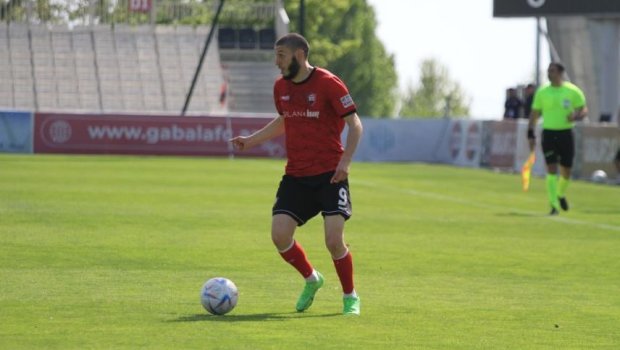 “Zirə” “Qəbələ”nin legioneri ilə danışıqlara başladı