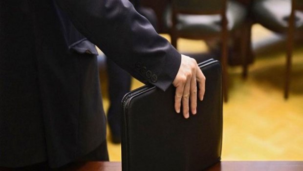 Dörd məktəb direktoru İŞDƏN ÇIXARILDI