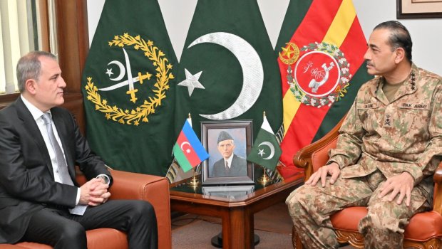 Ceyhun Bayramov Pakistanın Quru Qoşunları komandanı ilə görüşdü – FOTO  