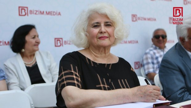 Şairə Xalidə Hicranın İMZA günü keçirilib - FOTO