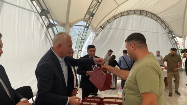 Laçında daha 20 ailəyə evlərinin açarları təqdim olundu – YENİLƏNİB/FOTO  