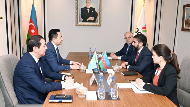 Qazaxıstan neftinin Azərbaycandan tranziti məsələsi müzakirə olunub