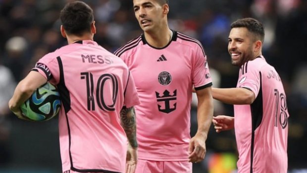 Messi, Suares və Albanın qolları \