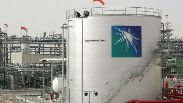 “Saudi Aramco” 12 milyard dollarlıq səhmini bir neçə saata satdı