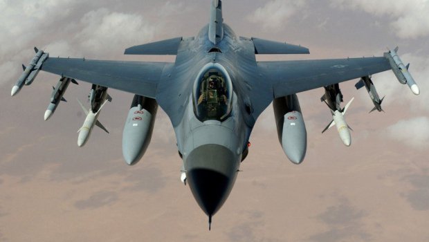Hollandiya Ukraynaya F-16 qırıcılarından istifadə etməyə İCAZƏ VERDİ