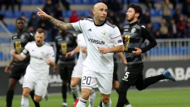 “Qarabağ” Almeyda ilə müqaviləni UZATDI 