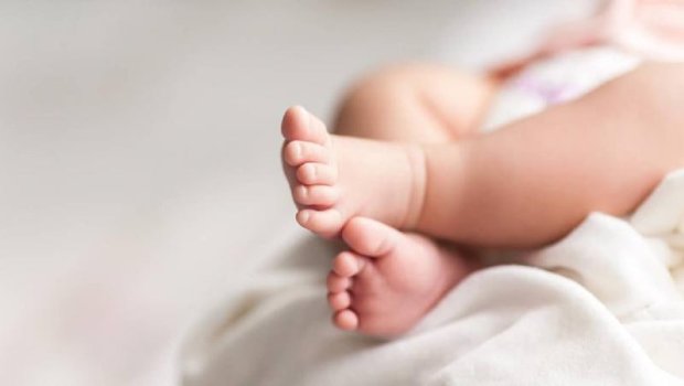Körpələr arasında ölüm halları niyə artıb? – Həkimdən XƏBƏRDARLIQ