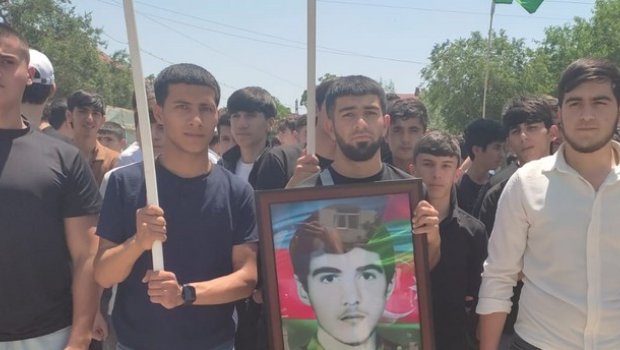 31 il sonra qalıqları tapılan daha bir şəhidimizlə vida mərasimi keçirildi – FOTO 