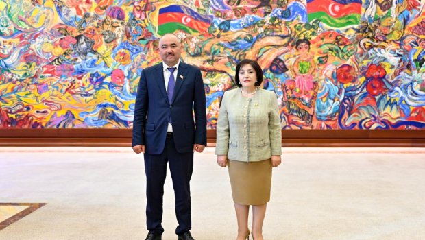 Milli Məclisin sədri qırğız həmkarını regiondakı vəziyyət haqqında MƏLUMATLANDIRIB - FOTO