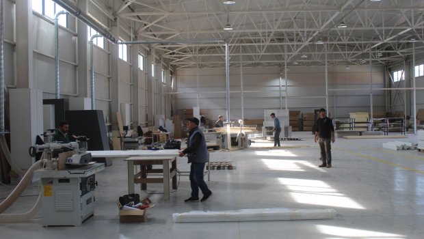 Ölən bacısının yerinə 14 il fabrikdə çalışdı - Səbəb yüksək pensiya almaq olub - FOTO