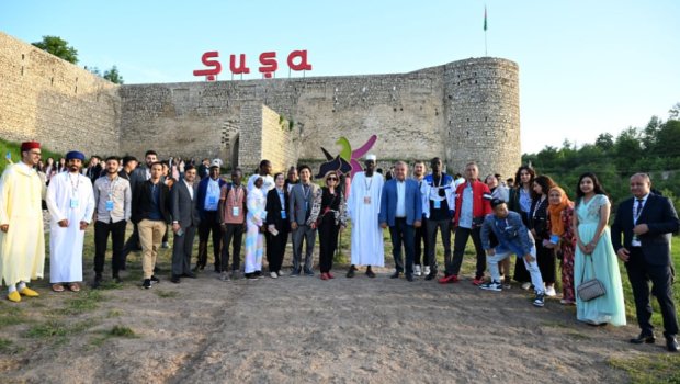 Beynəlxalq Proqramın iştirakçıları Şuşada - FOTO