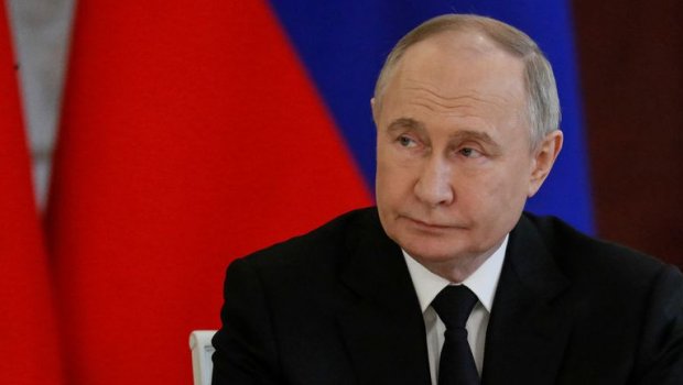 “Bugünkü ABŞ hakimiyyəti beynəlxalq siyasətdə bir-birinin ardınca səhvlərə yol verir” - Putin 