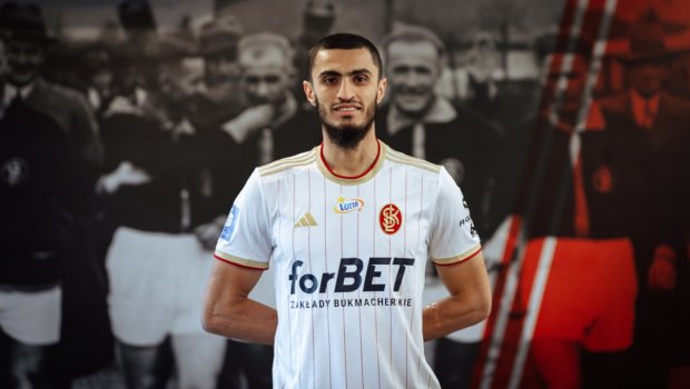 Viza problemi həll olunan futbolçumuz millinin düşərgəsinə qoşuldu