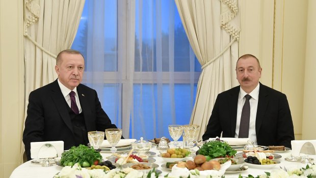 İlham Əliyev və Ərdoğan birgə nahar ediblər