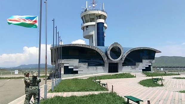Xocalı hava limanında Azərbaycan bayrağı ucaldıldı - VİDEO