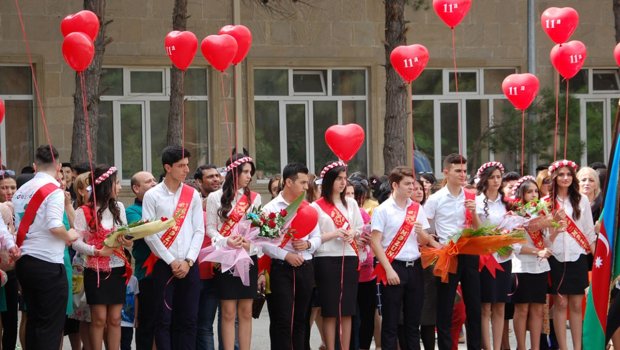 Azərbaycan məktəblərində “Son zəng” QEYD OLUNUR 