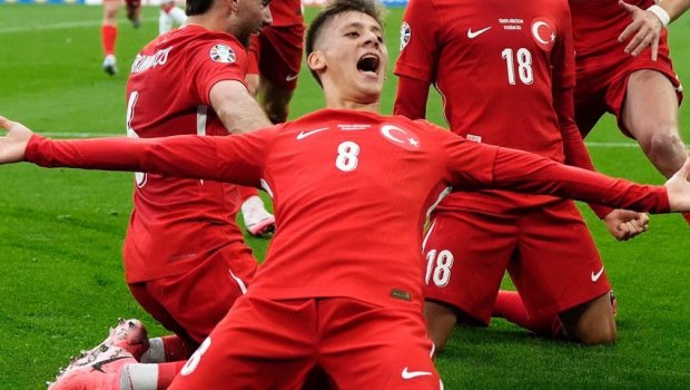 Türkiyə milliisinin futbolçusu Arda Gülər Avropa çempionatlarının tarixinə düşüb