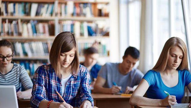 129 abituriyent Macarıstanın nüfuzlu universitetlərində təqaüdlə təhsil alacaq