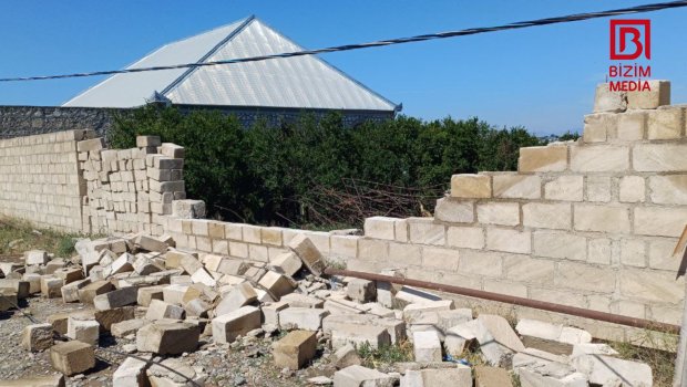 Şəmkirdə güclü küləyin yaratdığı fəsadlar – FOTO 