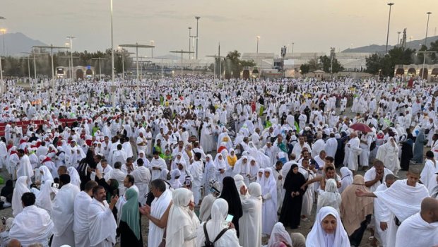 Həcc ziyarətində vəfat edən zəvvarların sayı 1100 nəfəri ötdü