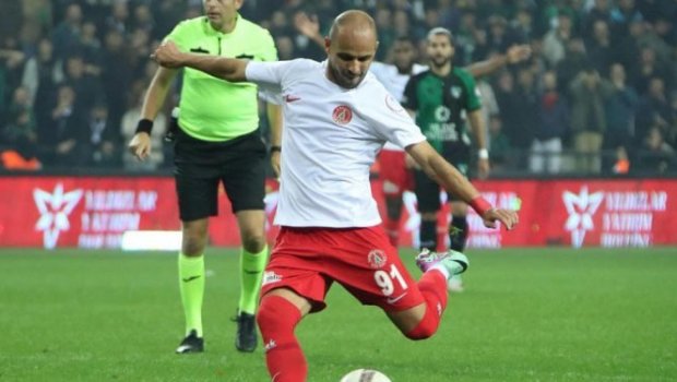 Millimizin üzvü Türkiyə klubundan ayrıldı