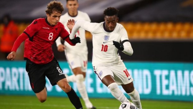 “Kəpəz” albaniyalı futbolçu ilə ANLAŞDI 