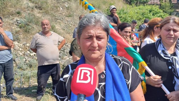 Şəhidin bacısı: “Qardaşım doğma torpaqda, atamızın yanında dəfn olundu” 