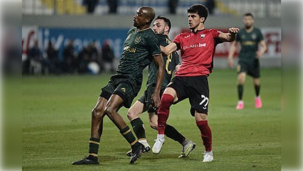 “Neftçi” millimizin üzvünü transfer etdi