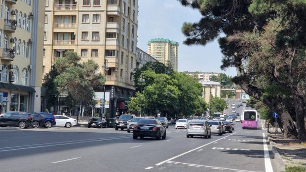 Bakının daha bir küçəsində avtobus zolağı yaradıldı – FOTO  