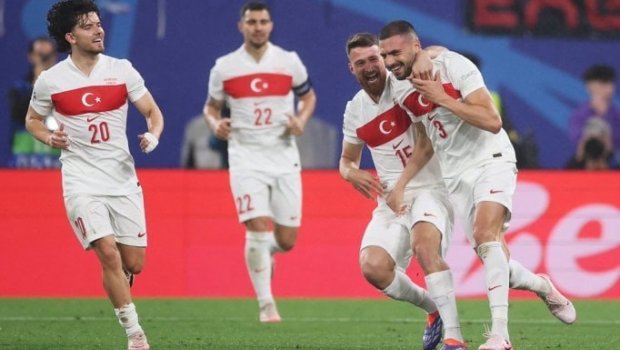 Türkiyə millisi Niderlandla matça 3 itki ilə çıxacaq