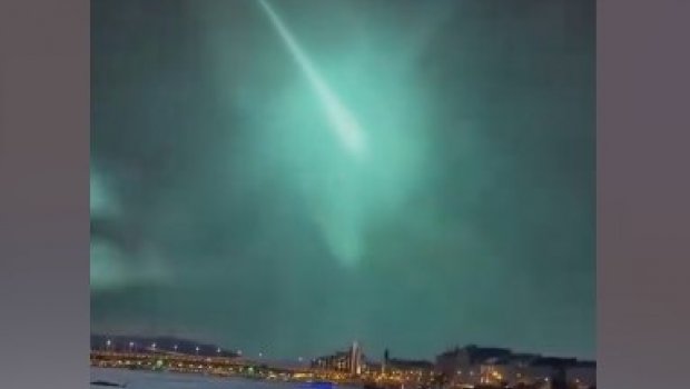 Budapeşt səmasında meteorit - ANBAAN VİDEO