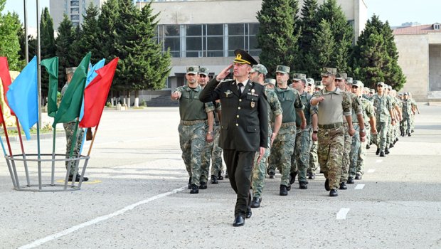 Növbəti zabit təkmilləşdirmə kursunu uğurla bitirən dinləyicilərə sertifikatlar verilib - FOTO