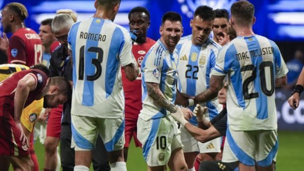 Amerika Kuboku: Messi qol vurdu, Argentina finala yüksəldi - VİDEO