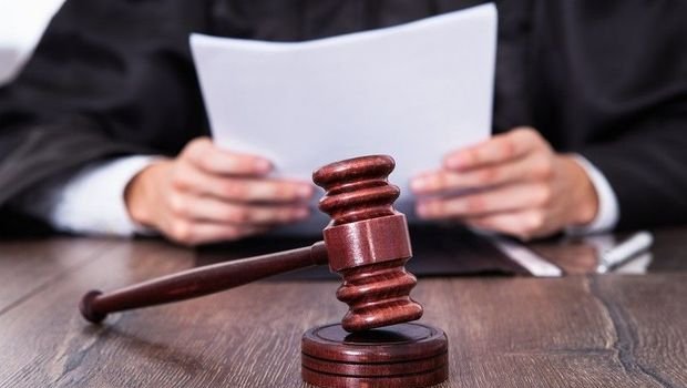 Anasını və həmkəndlisini öldürən şəxsin cinayət işi məhkəməyə göndərildi