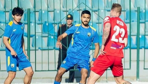 “Kəpəz” müdafiəçisi ilə müqaviləni uzatdı