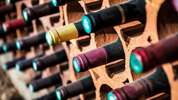 Alkoqollu içkilərin idxalı və istehsalı sahəsində yeni ŞƏRTLƏR 