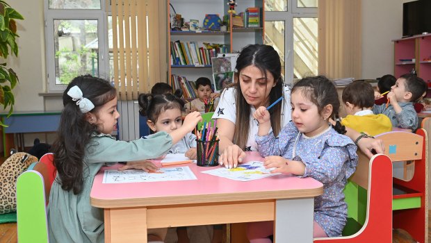 Bağçada işləmək istəyənlərin NƏZƏRİNƏ: Vakansiya var