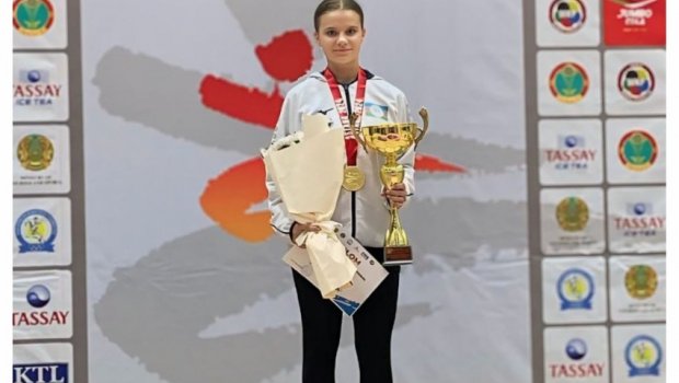 Azərbaycanın 2 karateçisi Qazaxıstanda medal qazandı – FOTO  