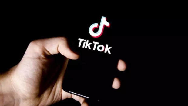 “TikTok” videosu çəkmək istəyirdi, canından OLDU - VİDEO