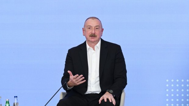 Prezident: “Fransa mediadan istifadə edərək bizi onların daxili işlərinə qarışmaqda ittiham edir”