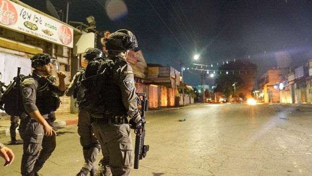İsrail 2 məktəbi bombaladı - HƏMAS-ın 30 üzvü öldü - FOTO/VİDEO