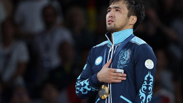Olimpiadada qızıl medal qazanan qazaxıstanlı idmançıya maraqlı hədiyyələr – VİDEO
