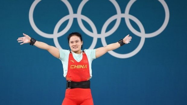 Çinli idmançı 3 olimpiya rekordu vurdu