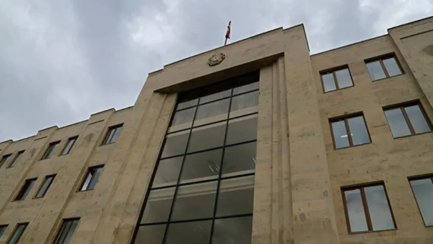 Ermənistan polisi Qarabağı tərk etmiş erməniləri silahlarını təhvil verməyə çağırıb