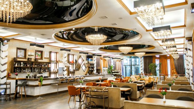 Bakıdakı restoranlar 6 ayda 700 milyondan çox gəlir ƏLDƏ EDİB