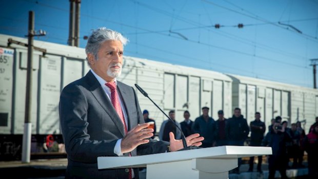 Natiq Heydərov: “Niyə Azərbaycanda avtomobil tranziti dəmir yolundan daha sürətlə inkişaf edir?”
