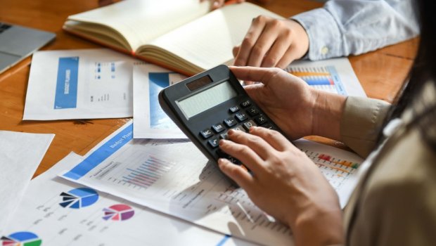 Azərbaycan iqtisadiyyatı 4,5 % BÖYÜYÜB